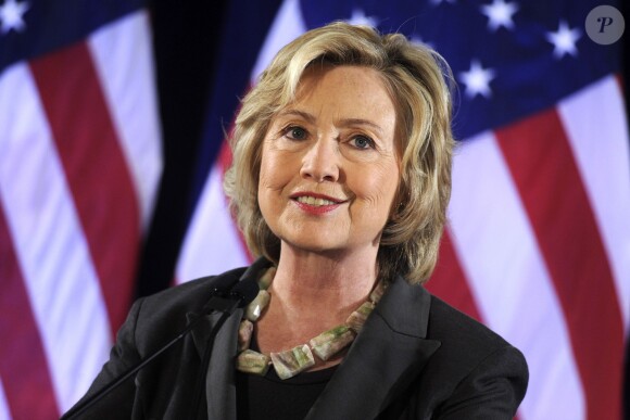 Hillary Clinton prononce un discours à l'Université Kaufman de New York le 24 juillet 2015.