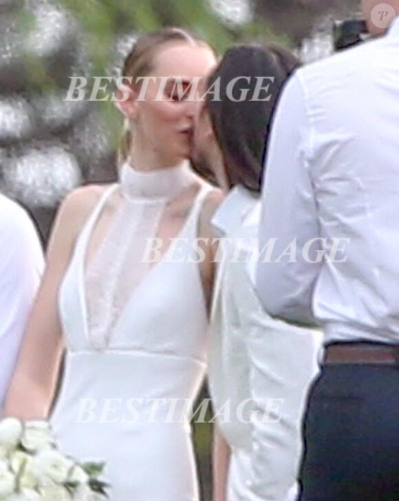 Exclusif - Le musicien Steve Aoki et le mannequin australien Tiernan Cowling se sont mariés à Maui le 18 décembre 2015, en présence de leurs familles et de nombreux amis.