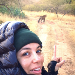 Eva Longoria : selfie sans maquillage devant un tigre, en Inde