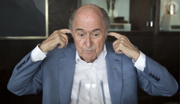 Sepp Blatter lors d'une interview avec le journal Itar Tass à Zurich le 26 octobre 2015
