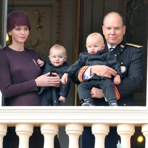 La princesse Charlene, sa fille la princesse Gabriella, le prince Albert II de Monaco et son fils le prince Jacques au balcon du palais lors de la Fête Nationale monégasque le 19 novembre 2015. © Dominique Jacovides / Bruno Bébert / Bestimage