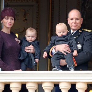 La princesse Charlene, sa fille la princesse Gabriella, le prince Albert II de Monaco et son fils le prince Jacques au balcon du palais lors de la Fête Nationale monégasque le 19 novembre 2015. © Dominique Jacovides / Bruno Bébert / Bestimage