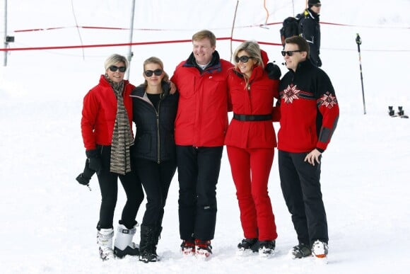 La princesse Laurentien, la princesse Mabel, le roi Willem-Alexander, la reine Maxima, le prince Constantijn - La famille royale des Pays-Bas en vacances dans la station de ski de Lech en Suisse le 17 février 2014.17/02/2014 - Lech