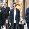 Kris Jenner et ses petites-filles North West et Penelope Disick à Los Angeles, le 23 novembre 2015.