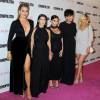 Khloé, Kourtney, Kim Kardashian, Kris et Kylie Jenner à West Hollywood, Los Angeles, le 12 octobre 2015.