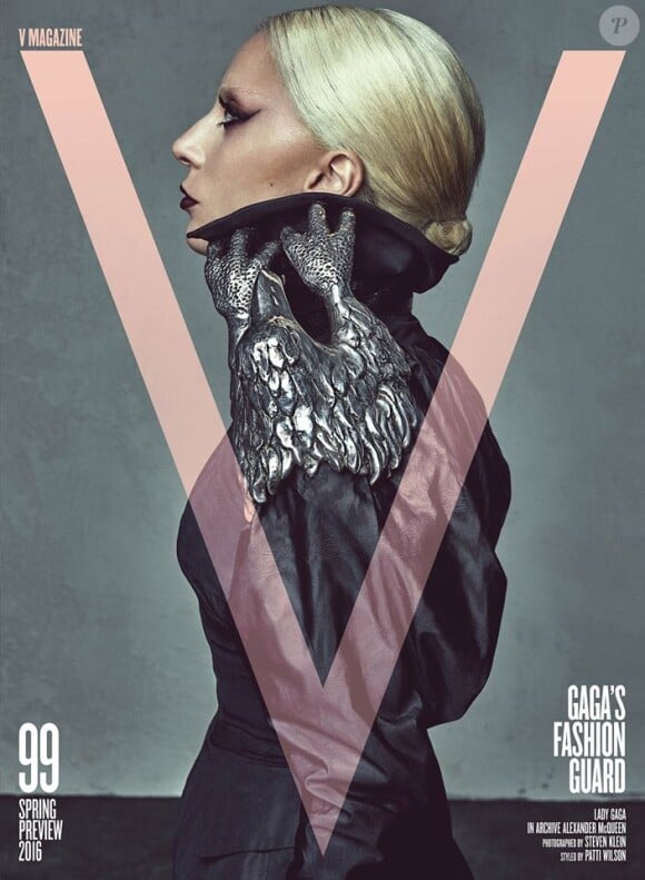 Lady Gaga, rédactrice invitée du V99, en couverture du magazine V. Photo par Steven Klein.