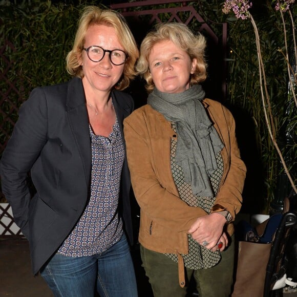 Ariane Massenet et sa soeur Béatrice Massenet, à Paris, le 8 avril 2015.