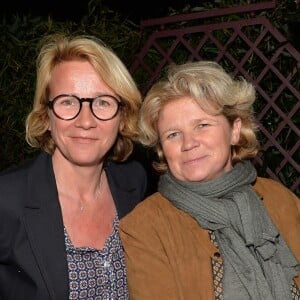 Ariane Massenet et sa soeur Béatrice Massenet, à Paris, le 8 avril 2015.