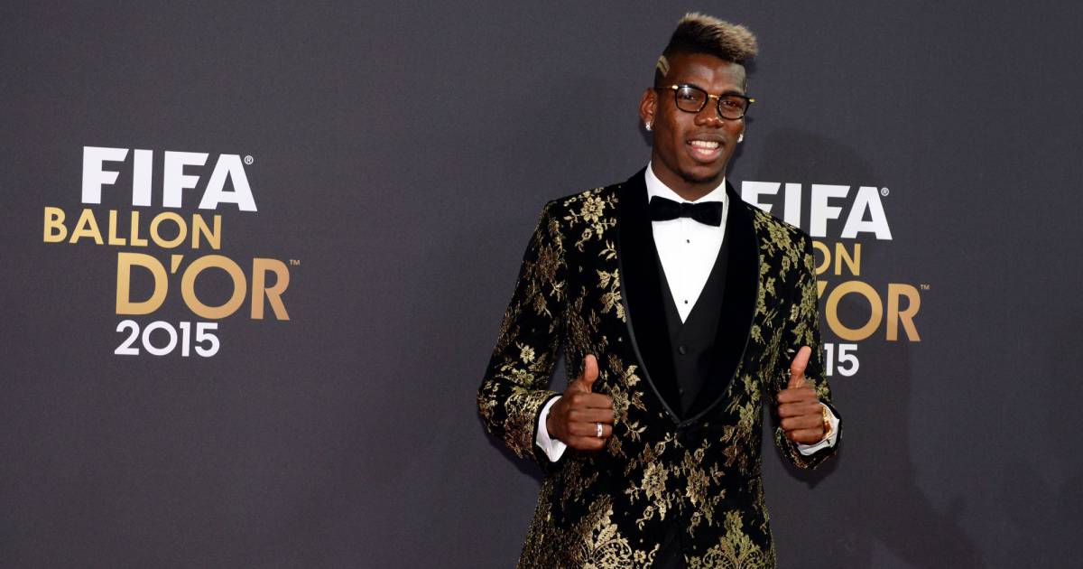 Paul Pogba Lors De La Cérémonie Du Ballon D'or 2015 à La Kongresshaus ...