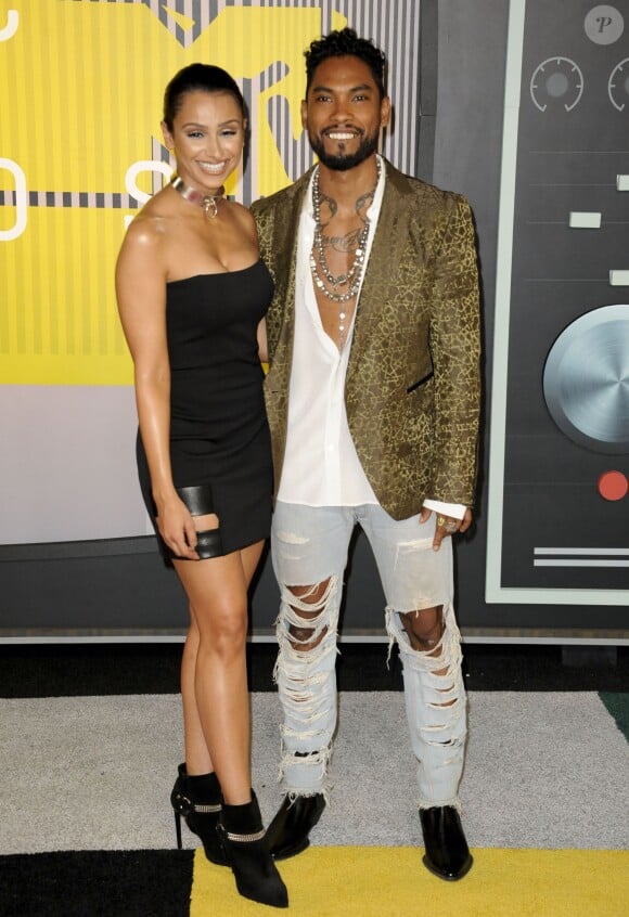 Miguel et Nazanin Mandi - Soirée des MTV Video Music Awards à Los Angeles le 30 aout 2015