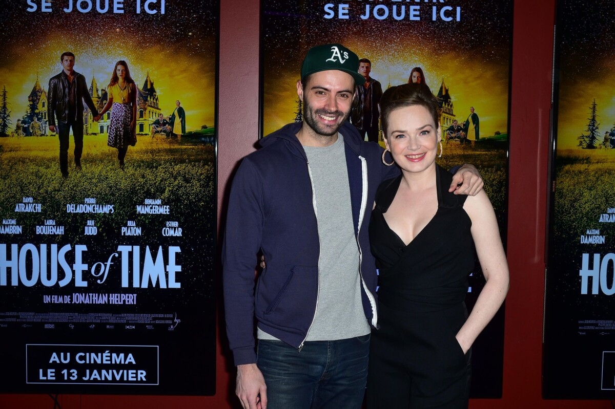 Photo : Le Réalisateur Jonathan Helpert Et Julie Judd - Avant-première ...