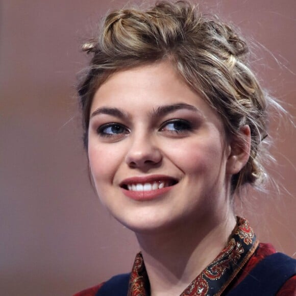 Portrait de Louane Emera réalisé en décembre 2015.