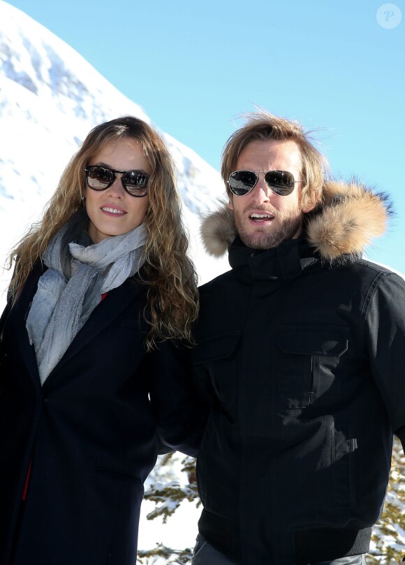 Elodie Fontan et Philippe Lacheau - Photocall du film "Babysitting 2" pendant le 19e festival international du film de comédie de L'Alpe d'Huez le 15 janvier 2016.