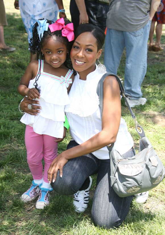 Tichina Arnold et sa fille au canarval des célébrités 'A Time For Heroes' à Los Angeles, le 8 juin 2008