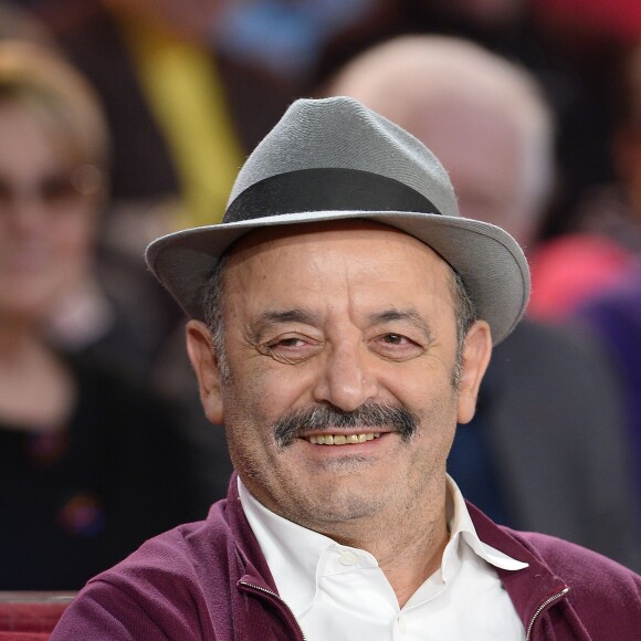 Louis Chedid - Enregistrement de l'émission "Vivement Dimanche" à Paris le 13 janvier 2016 et qui sera diffusée le 17 janvier 2016. Invité principal Les Chevaliers du Fiel. ©Coadic Guirec/Bestimage