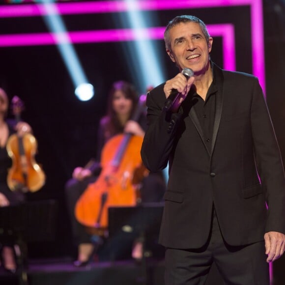 Exclusif - Julien Clerc - Enregistrement de l'émission "Le Grand Show, hommage à Michel Delpech" le 18 janvier 2016. L'émission sera diffusée sur France 2 le 23 janvier à 20h55. ©Cyril Moreau/Bestimage