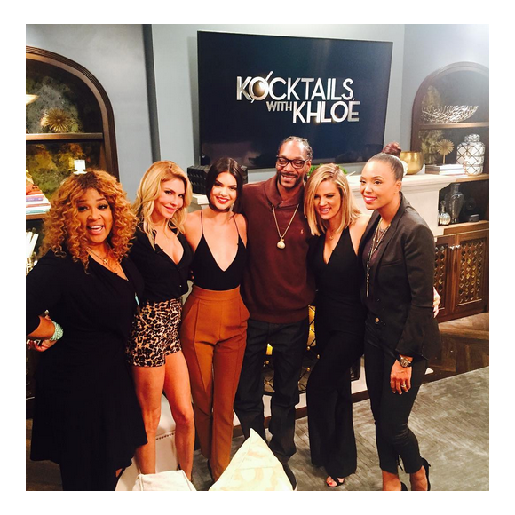 Brandi Glanville, Kendall Jenner et Snoop Dogg sur le plateau de la nouvelle émission de Khloé Kardashian, Kocktails With Khloé. Photo publiée sur Instagram, le 20 janvier 2016.
