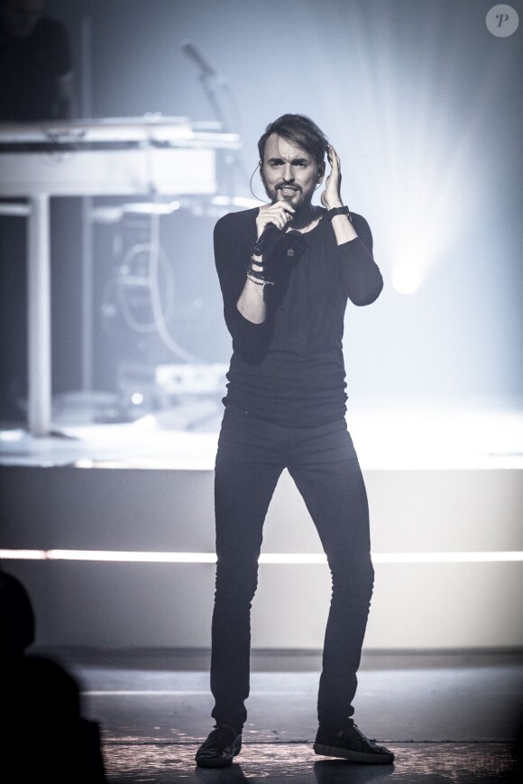 Christophe Willem en concert au Théatre Sébastopol de Lille le 10 novembre 2015. © Stéphane Vansteenkiste / Bestimage