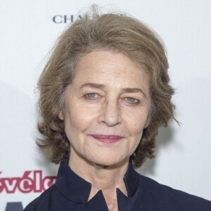 Charlotte Rampling - Soirée des Révélations César 2016 dans les salons de la maison Chaumet place Vendôme à Paris, le 11 janvier 2016.