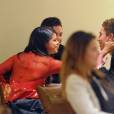Selena Gomez partage un dîner complice avec Samuel Krost et Anthony Smoller à New York le 9 novembre 2015. Mais elle semble plus proche de Samuel Krost. Elle lui caresse la joue et passe une partie de la soirée assise sur ses genoux. © CPA/Bestimage