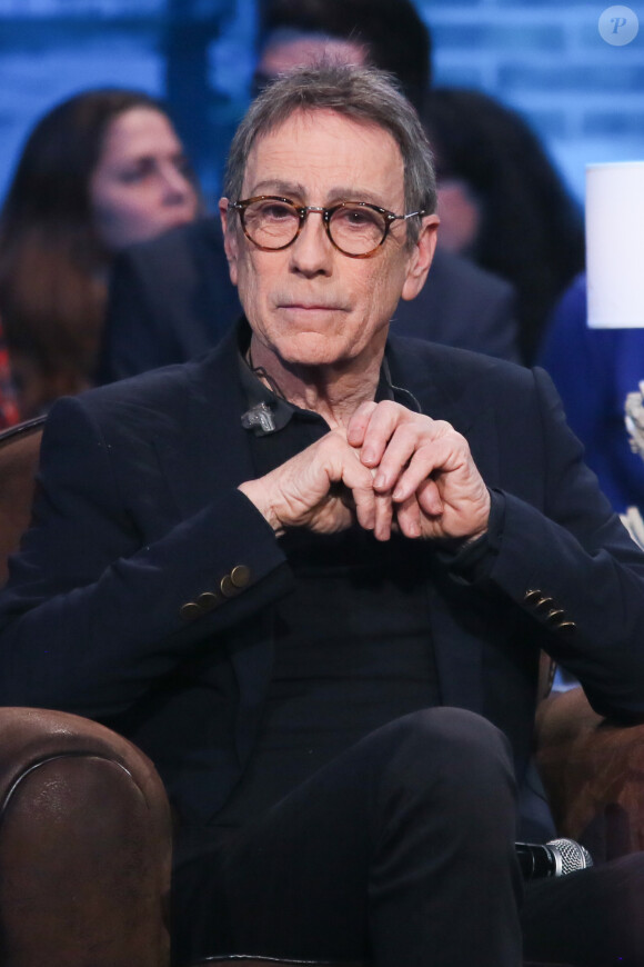 Exclusif - Alain Chamfort - Enregistrement de l'émission "Du côté de chez Dave", le 7 décembre 2015. L'émission sera diffusée le 24 janvier 2016 sur France 3. ©CVS/Bestimage