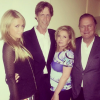 Paris Hilton, son oncle Monty Brinson et ses parents Kathy et Rick Hilton lors d'une soirée. Photo publiée sur Instagram au mois de juillet 2014.