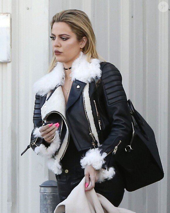 Khloé Kardashian à la sortie d'un studio à Van Nuys, le 8 janvier 2016