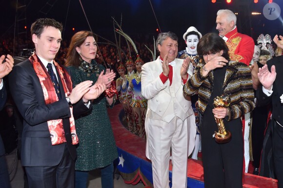 Exclusif - La princesse Stéphanie de Monaco a reçu le 19 janvier 2016 un Clown d'or des mains de son frère le prince Albert II lors du 40e Festival international du cirque de Monte-Carlo, en reconnaissance de son engagement dans la perpétuation du rendez-vous créé par leur père le prince Rainier III, qu'elle préside depuis 2005, et en présence notamment de ses enfants Louis et Pauline Ducruet. © Bruno Bebert/Bestimage