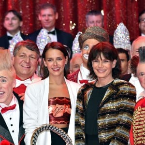 Exclusif - La princesse Stéphanie de Monaco a reçu le 19 janvier 2016 un Clown d'or des mains de son frère le prince Albert II lors du 40e Festival international du cirque de Monte-Carlo, en reconnaissance de son engagement dans la perpétuation du rendez-vous créé par leur père le prince Rainier III, qu'elle préside depuis 2005, et en présence notamment de ses enfants Louis et Pauline Ducruet. © Bruno Bebert/Bestimage