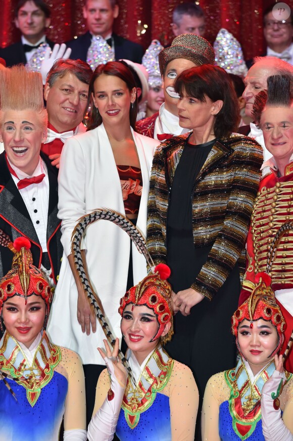 Exclusif - La princesse Stéphanie de Monaco a reçu le 19 janvier 2016 un Clown d'or des mains de son frère le prince Albert II lors du 40e Festival international du cirque de Monte-Carlo, en reconnaissance de son engagement dans la perpétuation du rendez-vous créé par leur père le prince Rainier III, qu'elle préside depuis 2005, et en présence notamment de ses enfants Louis et Pauline Ducruet. © Bruno Bebert/Bestimage