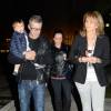 Semi Exclusif -Joan Piqué et sa femme Montserrat Bernabeu avec le petit Sasha se rendent à l'anniversaire de leur petit-fils Milan, à Barcelone le 22 janvier 2016
