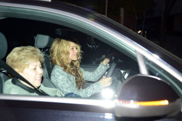 Semi Exclusif - Shakira et sa mère Nidia del Carmen aux 3 ans de Milan, le fils de Shakira et Gerard Piqué à Barcelone, le 22 janvier 2016