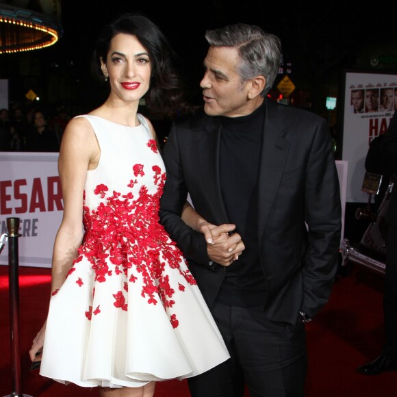 George Clooney et sa femme Amal - Première du film "Hail, Caesar!" au Regency Village Theatre à Westwood le 1er février 2016.