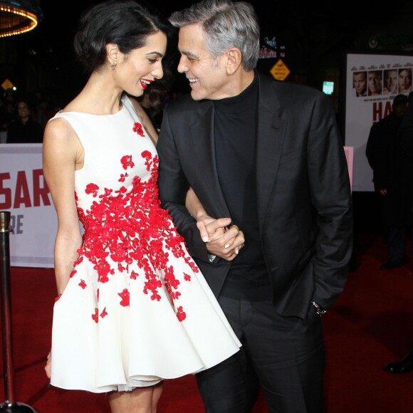 George Clooney et sa femme Amal - Première du film "Hail, Caesar!" au Regency Village Theatre à Westwood le 1er février 2016.