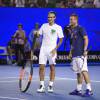 Roger Federer et Lleyton Hewitt lors du Kid's Day à l'Open d'Australie, le 16 janvier 2016