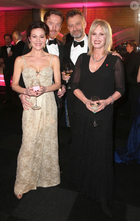 Damian Lewis et sa femme Helen McCrory, Hugh Dennis et Joanna Lumley - Gala du Prince's Trust Invest in Futures à Londres le 4 février 2016.