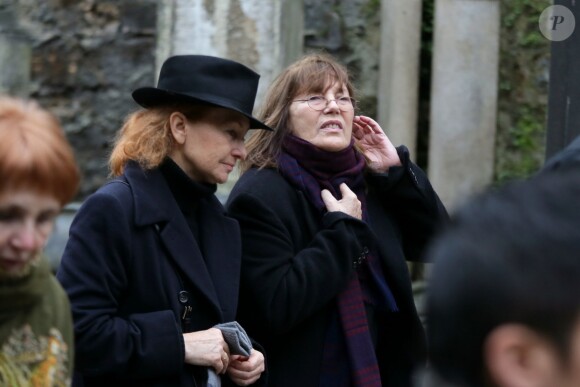Jane Birkin et guest - Obsèques de Jacques Rivette au cimetière de Montmartre à Paris, le 5 février 2016.05/02/2016 - Paris