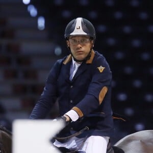 Exclusif - Julien Courbet, au Jumping International de Bordeaux, le 5 février 2016. Julien et Lola Courbet montent pour leur partenaire Victory Horse. © Thibaud Moritz/Quentin Salinier