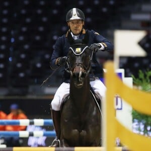 Exclusif - Julien Courbet, au Jumping International de Bordeaux, le 5 février 2016. Julien et Lola Courbet montent pour leur partenaire Victory Horse. © Thibaud Moritz/Quentin Salinier