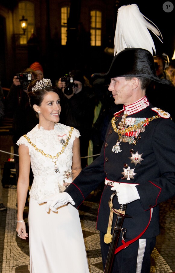 La princesse Marie et le prince Joachim de Danemark arrivant pour la réception royale du Nouvel An au palais d'Amalienborg à Copenhague le 1er janvier 2016.