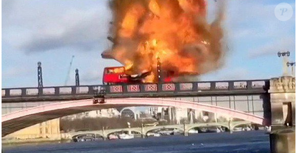 Capture d'écran de la vidéo du député Nigel Huddleston qui a filmé l'explosion à Londres pour le tournage du film The Foreigner - 7 février 2016