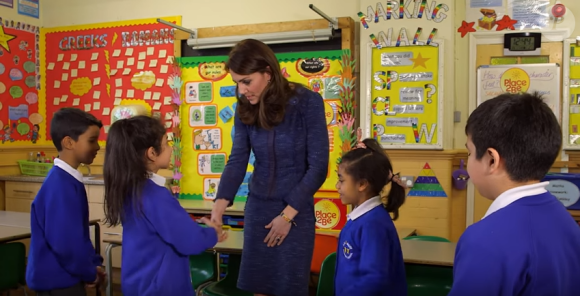 Kate Middleton, duchesse de Cambridge, a discuté avec quatre enfants auxquels Place2Be, dont elle est la marraine, est venue en aide dans le cadre d'une vidéo promouvant la Semaine de la santé mentale des enfants (8-14 février 2016).