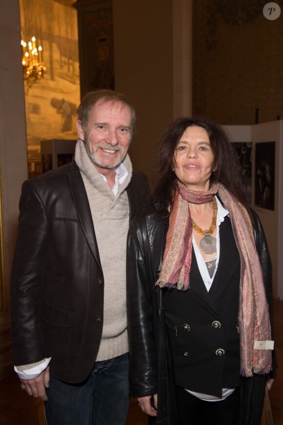 Geoffroy Thiebaut et Fanny Bastien lors de la 21e cérémonie des Lauriers de la radio et de la télévision à l'Hôtel de Ville de Paris le 8 février 2016