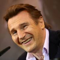 Liam Neeson et sa conquête "extrêmement célèbre" : L'acteur "blaguait" ?