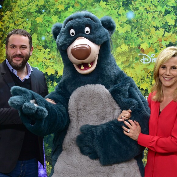 Bruce Toussaint et Laurence Ferrari, au spectacle La Forêt De l'Enchantement, à Disneyland Paris, le 12 février 2016, à Marne-la-Vallée. © Gian Gorassini