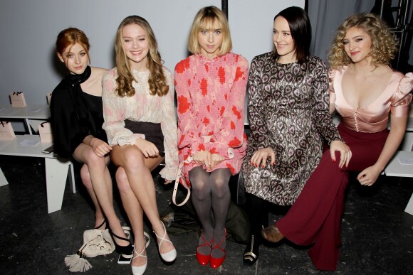Katherine McNamara, Zoe Kazan, Bridget McGarry, Jena Malone, Willow Shields - Défilé Jill Stuart lors de la New York Fashion Week le 13 février 2016