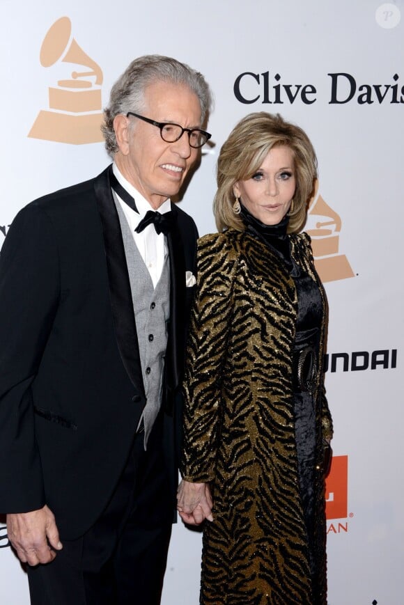 Richard Perry et Jane Fonda lors du gala Pre-GRAMMY en l'honneur de Irving Azoff, organisé au Beverly Hilton Hotel de Beverly Hills, Los Angeles, le 14 février 2016.