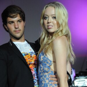 Exclusif - Prix Spécial - No Web No Blog - Tiffany Trump pourrait contrarier la campagne électorale de son cher papa, si elle continuait à se déchainer et à se faire remarquer, comme lors du concert de Jason Derulo au gala "VH1 Save The Music Foundation" à Wainscott, où elle était avec ses amis Reya Benitez et Andrew Warren. Un agent de la sécurité leur a même demandé de se calmer un peu….Le 8 août 2015 © CPA / Bestimage  141021, EXCLUSIVE: Tiffany Trump is not setting a good example for her presidential nominee dad, Donald Trump, as she and friends Reya Benitez and Andrew Warren get carried away during the performance of Jason Derulo at the VH1 Save The Music Foundation Gala in Wainscott. The group has to be asked by a security guard to calm down and were watched with scrutiny after they jumped on stage, disrupting the performance. New York, New York - Saturday August 8, 2015.08/08/2015 - New York