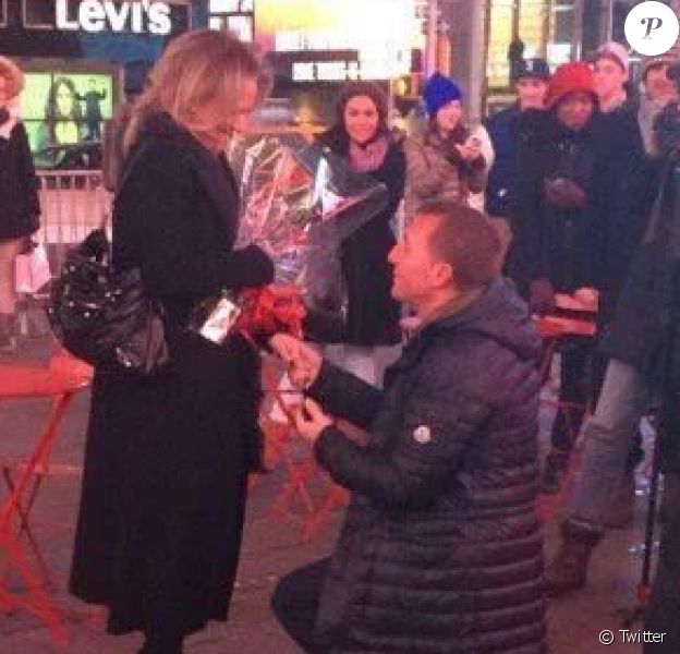 Brendan Rodgers demande en mariage sa belle Charlotte le 14 février 2016 à New York.