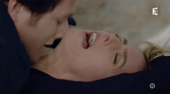 Coralie, agressée sexuellement dans "Plus belle la vie", sur France 3. Le 25 février 2016.